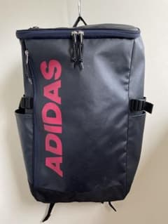 adidas バックパック リュッ ボックス型 ネイビー ×ピンクのサムネイル