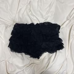 レースフリル黒ショートパンツのサムネイル