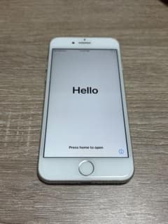 Apple iPhone 7 シルバー 本体　32GBのサムネイル