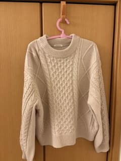 ケーブル編み 長袖ニット L ピンクのサムネイル