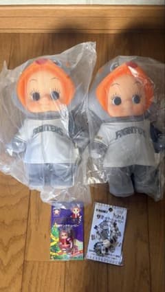 北海道日本ハムファイターズ B・Bキューピー人形セット サミットキーホルダーのサムネイル