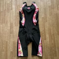 arena スポーツ用水着 ブラック/ピンク