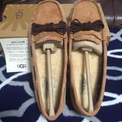 ゆっきー様専用 UGG モカシンのサムネイル