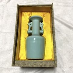 仿宋 龍泉窯 青磁 鳳耳瓶 高さ約25cm 箱付 - メルカリ