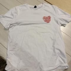 ホワイト ハート型プリント Tシャツのサムネイル