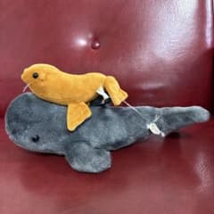アザラシとクジラのぬいぐるみ 2点セット マグネット付き　株式会社オレンジのサムネイル