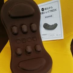 服辻式寝ながら骨盤シェイプ枕DXのサムネイル