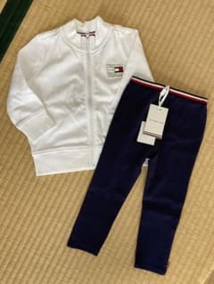 トミーヒルフィガー  トップス＆リブレギンスのサムネイル