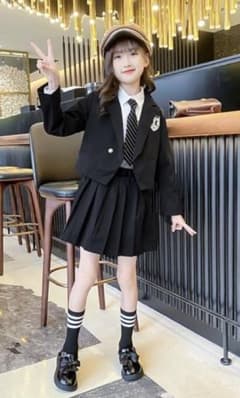 新品❤︎160サイズ❤︎キッズフォーマルスーツ4点セット❤︎卒業式&入学式のサムネイル