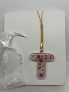 ハンドメイド　レジンチャーム　アルファベット　管理番号15951のサムネイル