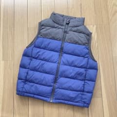 ユニクロ ★ ベスト 130 アウター 秋 冬 配色 バイカラー ブルー グレーのサムネイル
