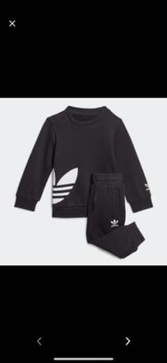 adidas スウェットセットアップのサムネイル