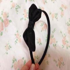 黒 リボン カチューシャのサムネイル