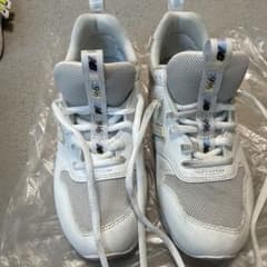 New Balance スニーカー 21.5cmのサムネイル