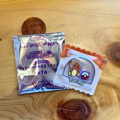 コメダ珈琲 豆菓子風チャーム ヒトカゲのサムネイル