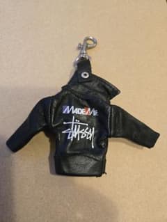 Stussy×mademe激レアレザーキーホルダー ライダースジャケット風希少品 Stüssy x MadeMe ライダースジャケット キーホルダー - メルカリ