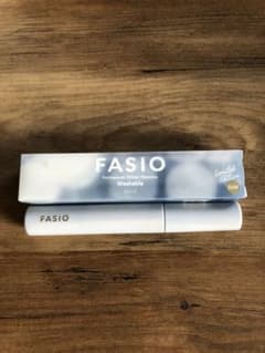 FASIO  パーマネントグリッターマスカラのサムネイル