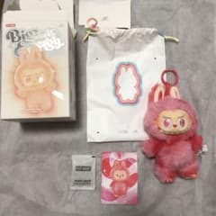 【正規品】ラブブ Big into Energy LOVEのサムネイル