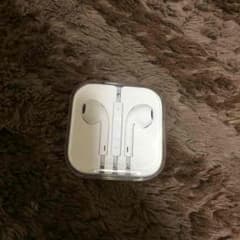 Apple純正イヤホンのサムネイル