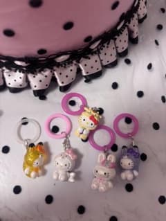 ハローキティ めじるしアクセサリー5個セットのサムネイル
