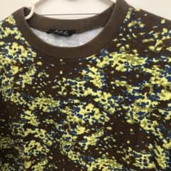 APC カモフラ　Tシャツ　迷彩　アーペーセーのサムネイル
