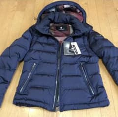 極美品 ブラックレーベル クレストブリッジ ダウンジャケットのサムネイル