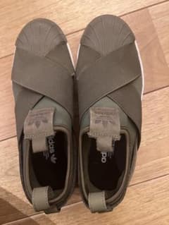adidas スリッポン　23cm カーキ色のサムネイル