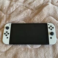 Nintendo Switch 有機ELモデル 本体 ホワイトのサムネイル