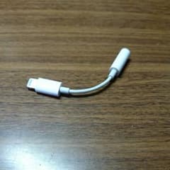 Apple Lightning 3.5mmヘッドフォンジャックアダプターのサムネイル