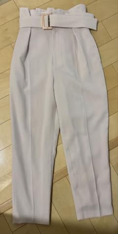 ノエラ テーパードパンツ