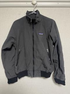 patagonia グレー ナイロンジャケット XSのサムネイル