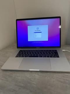 MacBook Pro 15インチ 2016 A1707/Apple純正充電器付 MacBook Pro 15インチ 2016 A1707/Apple純正充電器付 - メルカリ