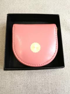 【皇居限定】桜ピンク 馬蹄型小銭入 ケース　桜色　桃色　財布 皇居限定】桜ピンク 馬蹄型小銭入 コインケース 桜色 桃色 財布 - メルカリ