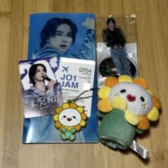 JO1 佐藤景瑚 グッズ セット 2枚目あり - メルカリ