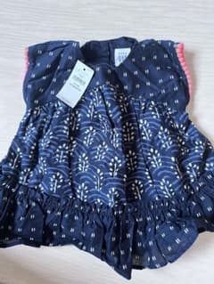 BABYGAP 花柄ネイビーシャツ・ブラウス（パンツ付き） 50cm 新品のサムネイル