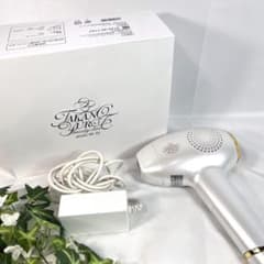 動作確認済み】たかの友梨 フォトリフト35 美顔器 残337789 - メルカリ