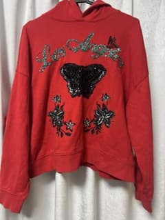 GUESSパーカーのサムネイル
