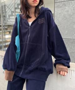 who's who gallery／スロッピー ネイビー ベロア パーカーのサムネイル