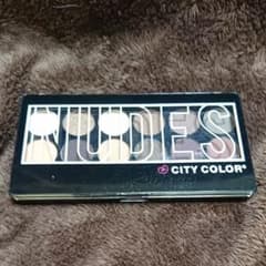 新品*未使用アイシャドーのサムネイル