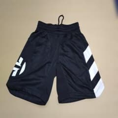 adidas キッズ ハーフパンツ ブラック XS
