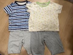 UNIQLO ベビー パジャマ ボーダー ヨット柄　半袖 90cm ２枚セットのサムネイル