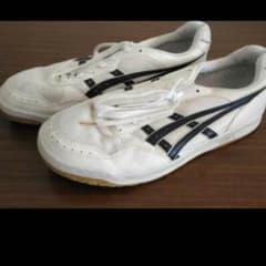 asics 1650円込み 28のサムネイル