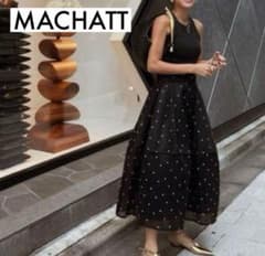 MACHAT 黒 フレアスカート シアーダンボールスカート　大人気　ブラック MACHAT 黒 フレアスカート シアーダンボールスカート 大人気 ブラック
