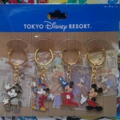 ディズニー キーチェーン 4種類のサムネイル
