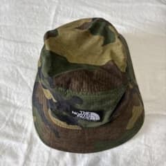THE NORTH FACE カモフラ柄 バケットハットのサムネイル