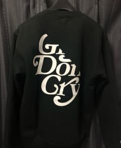 GIRLS DON'T CRY VERDY CAREERING  スウェト 黒のサムネイル