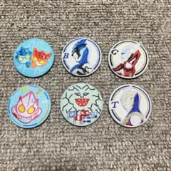 ウルトラマン 刺繍缶バッジ 6種セットのサムネイル
