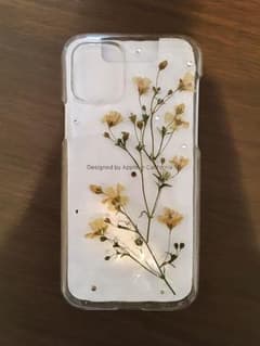 [お値下げ可能] iPhone 11 Pro ケース かすみ草 押し花のサムネイル