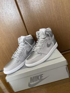 AIR JORDAN 1 co.jpのサムネイル