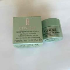 クリニーク 乾燥肌用保湿クリーム SPF25 7ml 未使用のサムネイル